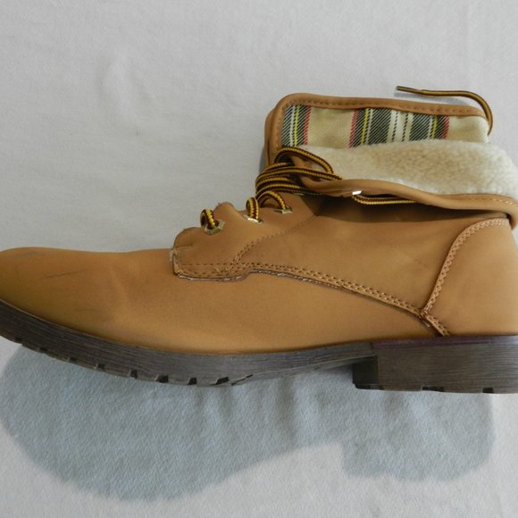 Rock and Candy foldover lace up boots - Picture 4 of 8